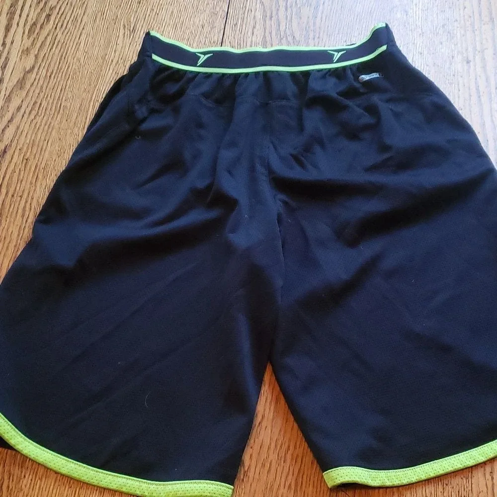 Old Navy Dry Fit Youth 14/16 Black Neon Accent Athletic Shorts‎ Youth Male